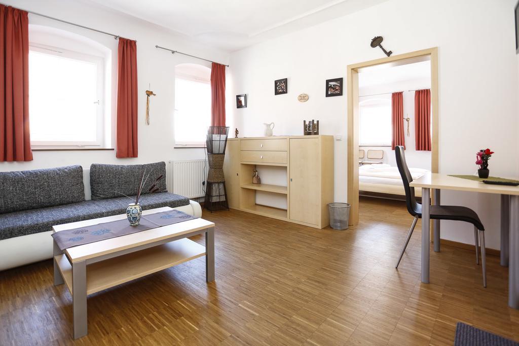 Altstadtpension Waltner Friedberg  Exteriér fotografie